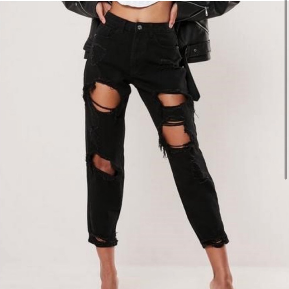 Missguided Ripped High Waisted Mom Jeans - Picture 1 of 2